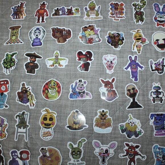 Lot of 50 Glossy Five Nights At Freddy's  Stickers - Picture 4 of 5